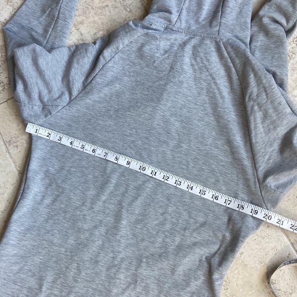 Gymshark Women’s Full Zip Hoodie - Picture 7 of 13